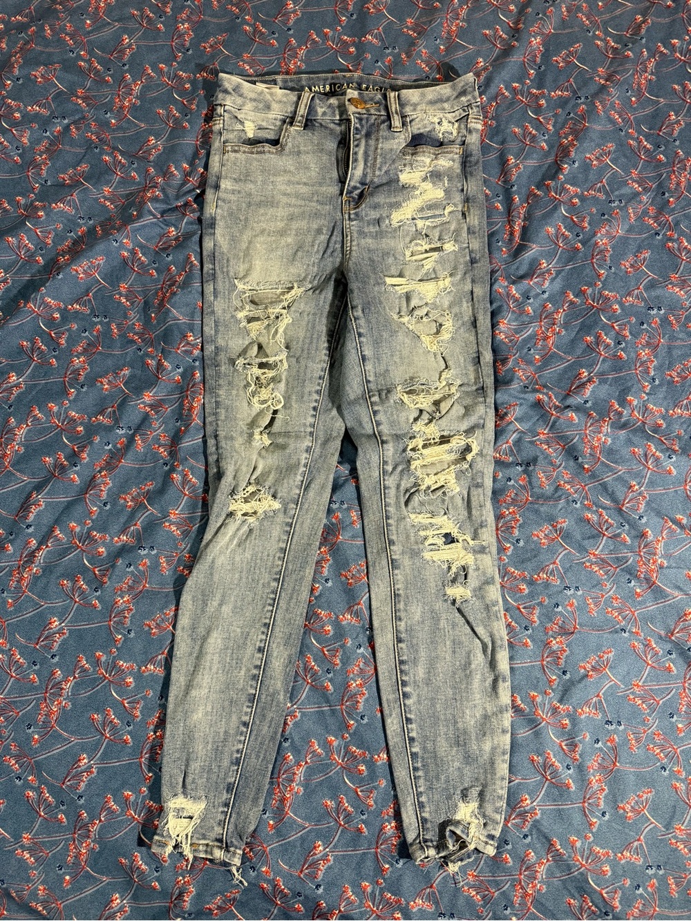 American Eagle Outfitters Light Blue Ripped Skinny Curvy Hi-Rise Jegging